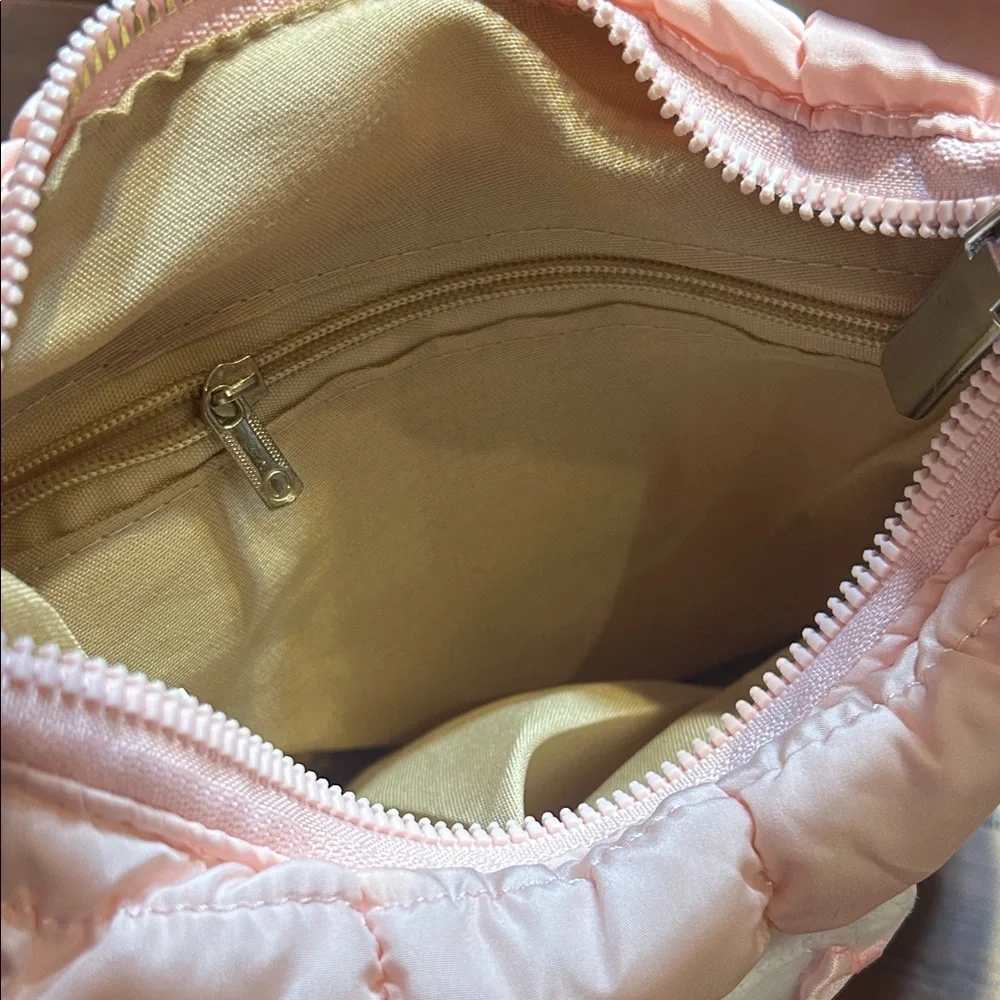 Light Pink Quilted Puffy Hello Kitty Kids Mini Handbag